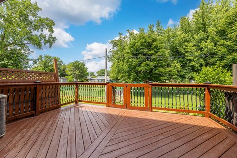 Tiny photo for 7546 S Cork Avenue, Justice, IL 60458 (MLS # 12668635)