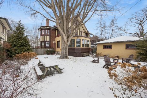 Tiny photo for Oak Park, IL 60302 (MLS # 12549133)