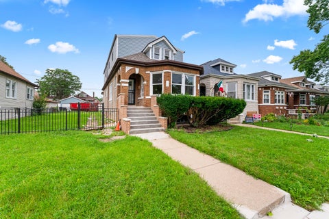 Photo of 1653 W 92nd Street, Chicago, IL 60620 (MLS # 12733812)