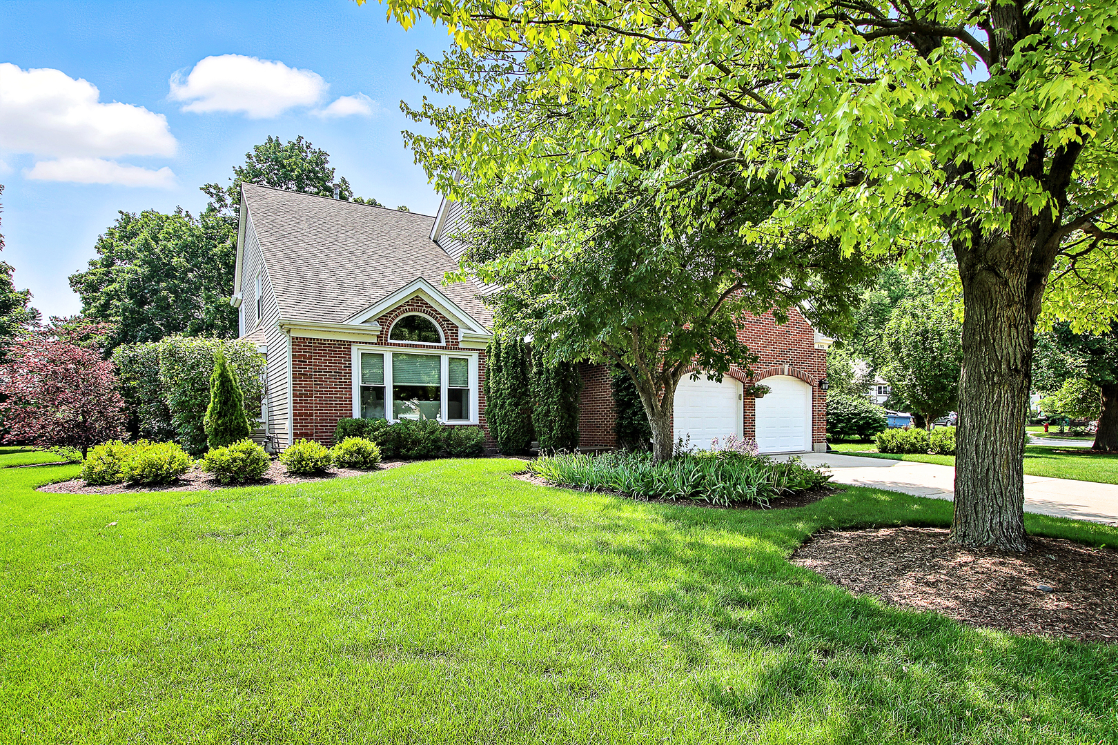 2770 Sandalwood Road