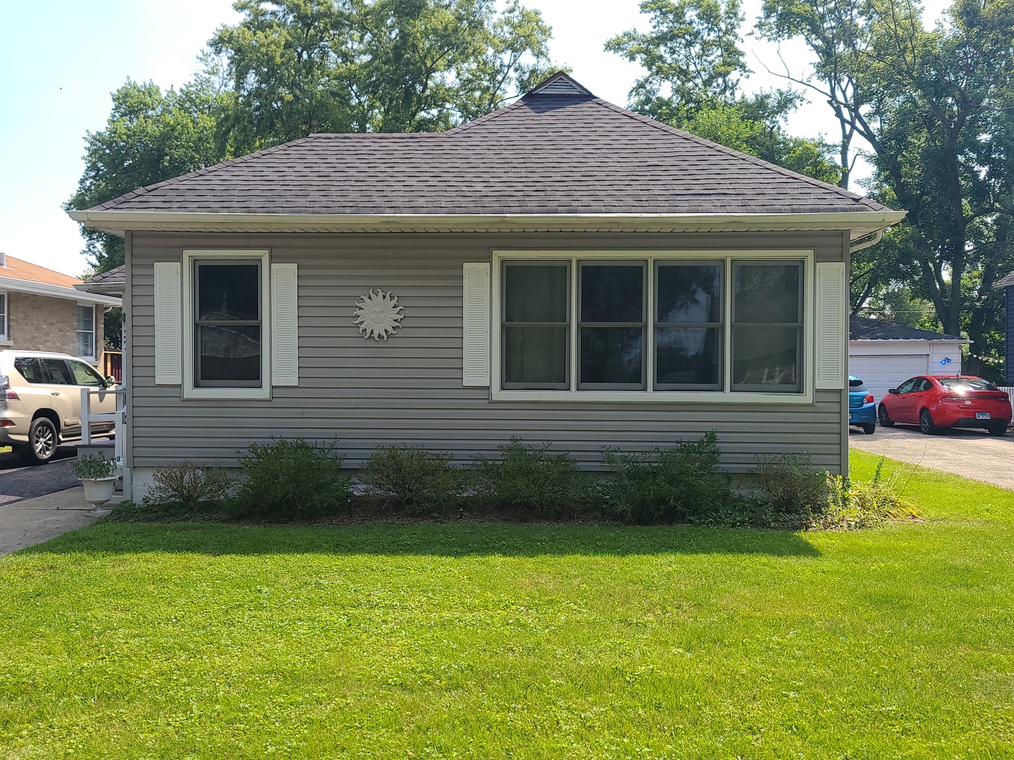37 N Addison Road