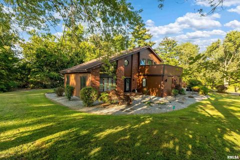 Photo of 183 HERITAGE Road, Carbondale, IL 62903 (MLS # EB459548)