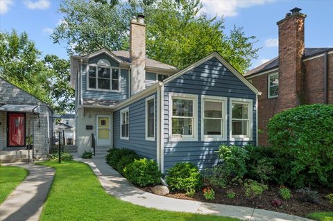 Photo of 8449 N Kedvale Avenue, Skokie, IL 60076 (MLS # 12618613)