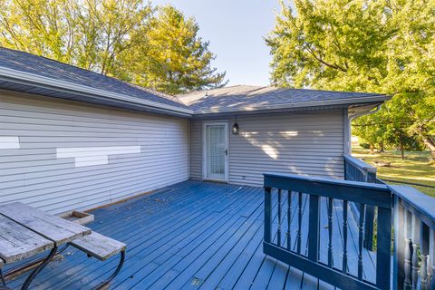 Tiny photo for 115 SE LAMPLIGHTER LOOP Loop SE, Poplar Grove, IL 61065 (MLS # 12493697)