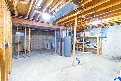 Tiny photo for 115 SE LAMPLIGHTER LOOP Loop SE, Poplar Grove, IL 61065 (MLS # 12493697)