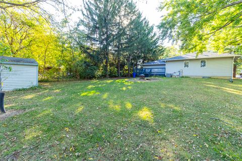 Tiny photo for 115 SE LAMPLIGHTER LOOP Loop SE, Poplar Grove, IL 61065 (MLS # 12493697)