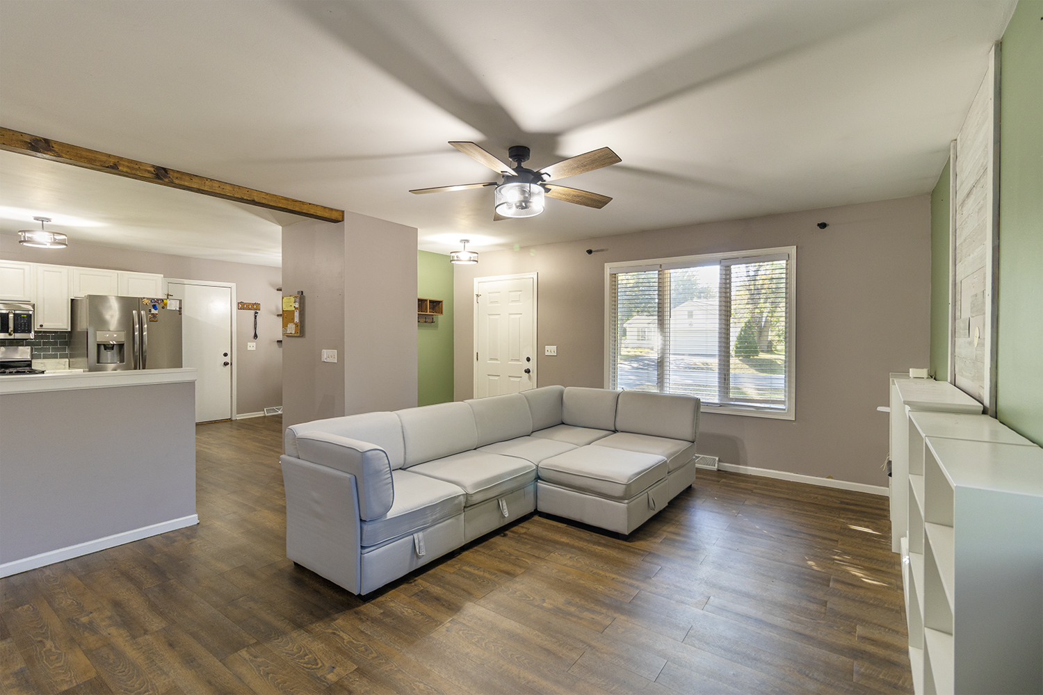 115 SE LAMPLIGHTER LOOP SE