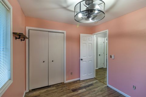 Tiny photo for 115 SE LAMPLIGHTER LOOP Loop SE, Poplar Grove, IL 61065 (MLS # 12493697)