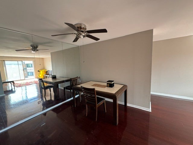 5506 LINCOLN Avenue A-525