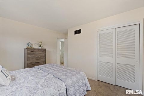 Tiny photo for 1237 HILLTOP Drive, Milan, IL 61264 (MLS # QC4267969)