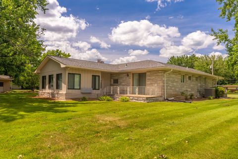 Tiny photo for 919 W Grand Ave. Street, Carterville, IL 62918 (MLS # 12685046)