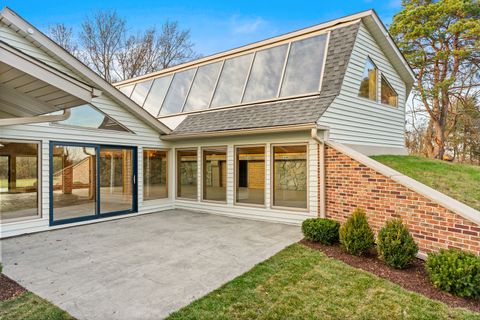 Tiny photo for 16306 Kishwaukee Valley Road, Woodstock, IL 60098 (MLS # 12420286)