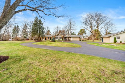 Tiny photo for 16306 Kishwaukee Valley Road, Woodstock, IL 60098 (MLS # 12420286)