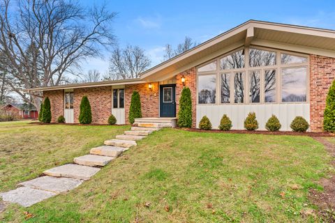 Tiny photo for 16306 Kishwaukee Valley Road, Woodstock, IL 60098 (MLS # 12420286)