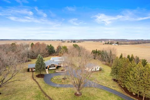 Tiny photo for 16306 Kishwaukee Valley Road, Woodstock, IL 60098 (MLS # 12420286)