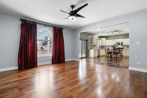 Tiny photo for 9935 Menard Avenue, Oak Lawn, IL 60453 (MLS # 12502297)
