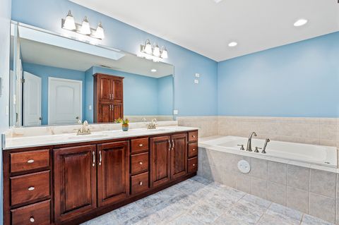 Tiny photo for 9935 Menard Avenue, Oak Lawn, IL 60453 (MLS # 12502297)