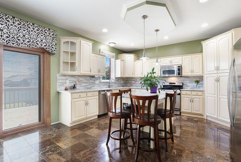 Tiny photo for 9935 Menard Avenue, Oak Lawn, IL 60453 (MLS # 12502297)