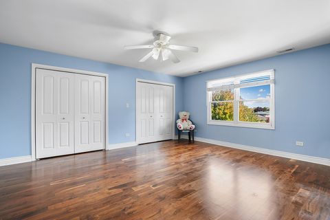 Tiny photo for 9935 Menard Avenue, Oak Lawn, IL 60453 (MLS # 12502297)