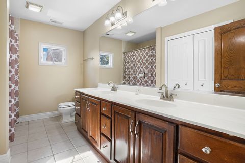 Tiny photo for 9935 Menard Avenue, Oak Lawn, IL 60453 (MLS # 12502297)
