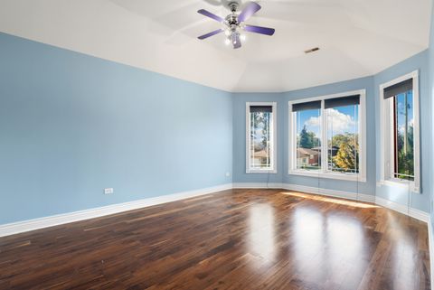 Tiny photo for 9935 Menard Avenue, Oak Lawn, IL 60453 (MLS # 12502297)