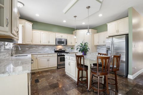 Tiny photo for 9935 Menard Avenue, Oak Lawn, IL 60453 (MLS # 12502297)