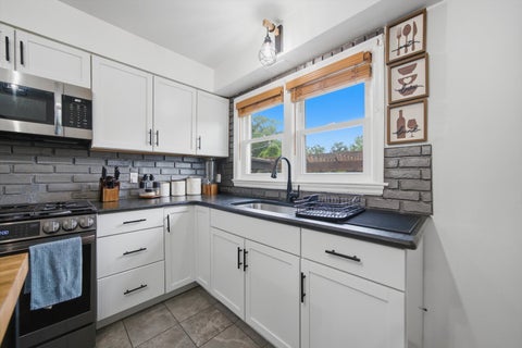 Tiny photo for 2309 S 23rd Avenue, Broadview, IL 60155 (MLS # 12793581)