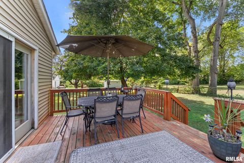 Tiny photo for 3809 15TH Street, Moline, IL 61265 (MLS # QC4268026)