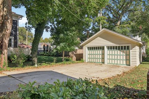 Tiny photo for 115 S Spring Avenue, La Grange, IL 60525 (MLS # 12496214)