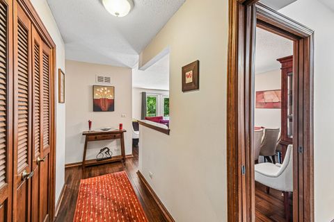 Tiny photo for 815 S Salem Avenue, Arlington Heights, IL 60005 (MLS # 12704039)