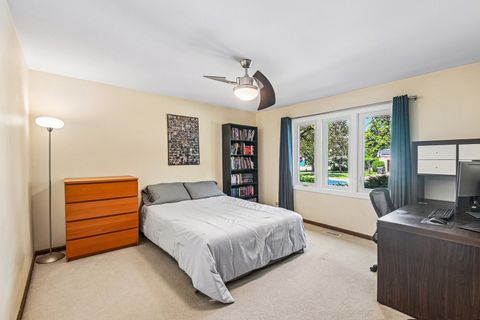 Tiny photo for 815 S Salem Avenue, Arlington Heights, IL 60005 (MLS # 12704039)