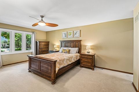 Tiny photo for 815 S Salem Avenue, Arlington Heights, IL 60005 (MLS # 12704039)