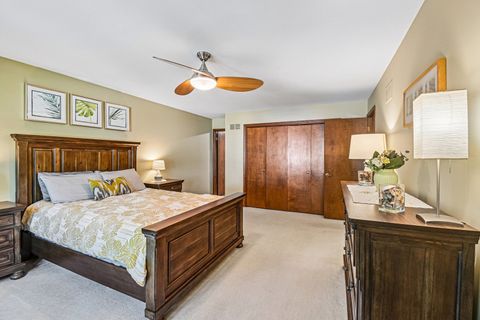Tiny photo for 815 S Salem Avenue, Arlington Heights, IL 60005 (MLS # 12704039)