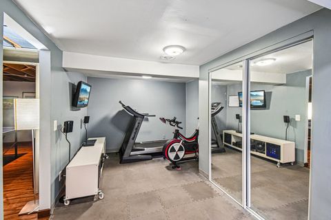 Tiny photo for 815 S Salem Avenue, Arlington Heights, IL 60005 (MLS # 12704039)