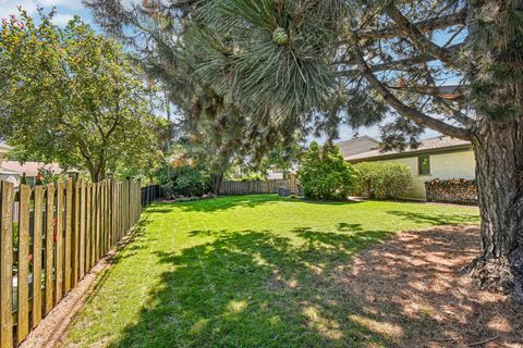 Tiny photo for 815 S Salem Avenue, Arlington Heights, IL 60005 (MLS # 12704039)