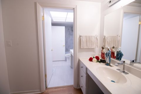 Tiny photo for 120 Carriage Way Drive #202B, Burr Ridge, IL 60527 (MLS # 12616458)