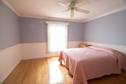 Tiny photo for 120 Carriage Way Drive #202B, Burr Ridge, IL 60527 (MLS # 12616458)