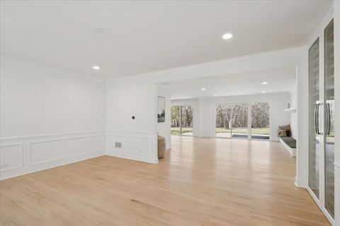 Tiny photo for 45 E Mallard Lane, Lake Forest, IL 60045 (MLS # 12604314)