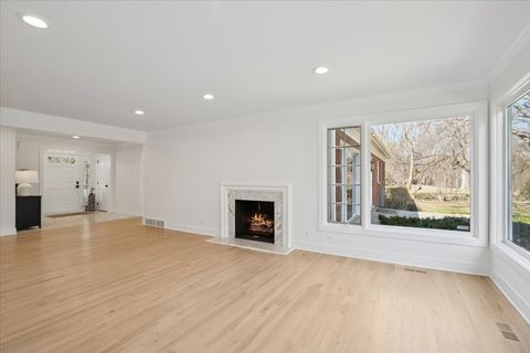 Tiny photo for 45 E Mallard Lane, Lake Forest, IL 60045 (MLS # 12604314)