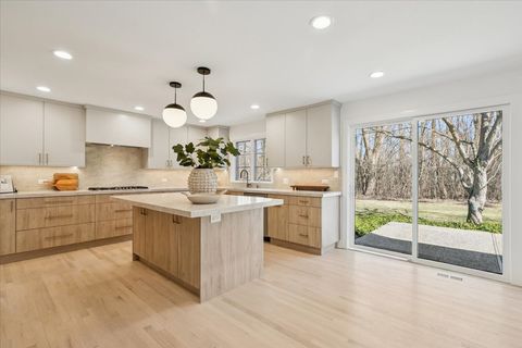 Tiny photo for 45 E Mallard Lane, Lake Forest, IL 60045 (MLS # 12604314)