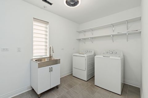 Tiny photo for 6705 W 91st Place, Oak Lawn, IL 60453 (MLS # 12515505)