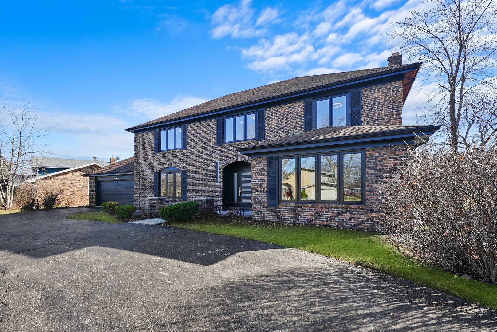 2924 Polly Lane