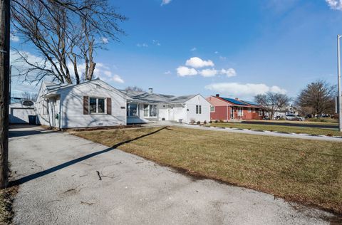 Tiny photo for 8948 S Main Street, Hometown, IL 60456 (MLS # 12541176)