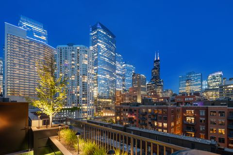Tiny photo for 333 N JEFFERSON Street #606, Chicago, IL 60661 (MLS # 12645557)