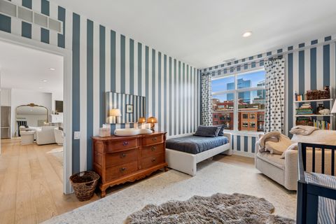 Tiny photo for 333 N JEFFERSON Street #606, Chicago, IL 60661 (MLS # 12645557)