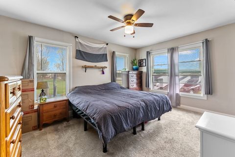 Tiny photo for 4003 Elm Street, Bettendorf, IA 52722 (MLS # 12615659)