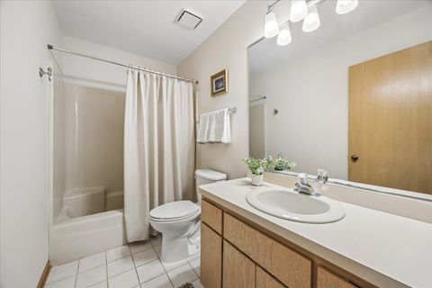 Tiny photo for 17346 Brook Crossing Court, Orland Park, IL 60467 (MLS # 12615150)