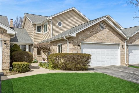 Photo of 17346 Brook Crossing Court, Orland Park, IL 60467 (MLS # 12615150)