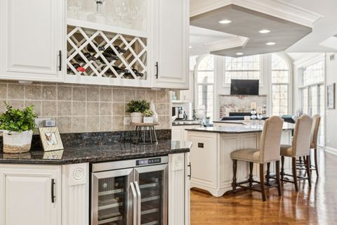 Tiny photo for 691 Reserve Court, South Elgin, IL 60177 (MLS # 12550344)