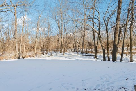 Tiny photo for 691 Reserve Court, South Elgin, IL 60177 (MLS # 12550344)